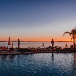 hotel la villa douce 4 étoiles restaurant bar piscine vue mer 2023 café l'envol saint tropez sunset