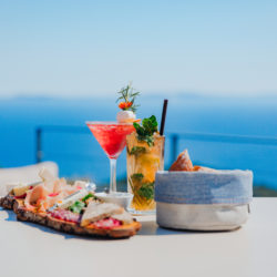hotel la villa douce 4 étoiles restaurant bar piscine vue mer 2023 café l'envol saint tropez cocktail